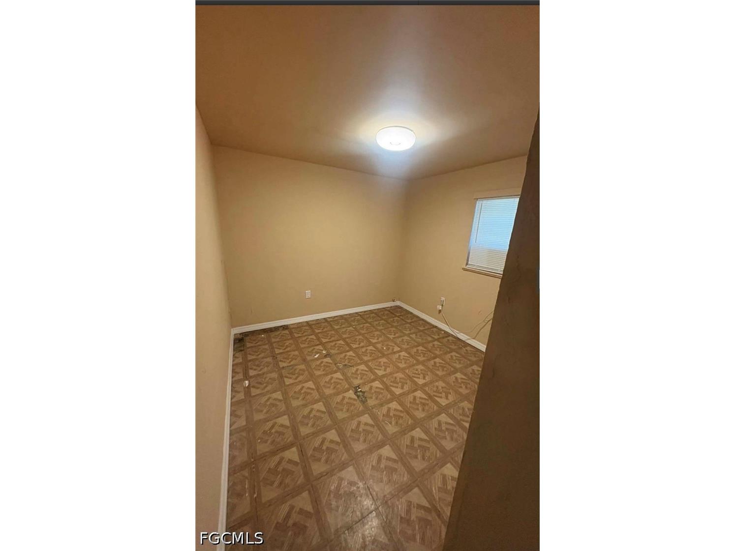 227 Maria Street Fort Myers FL 33916 2026021580 image9