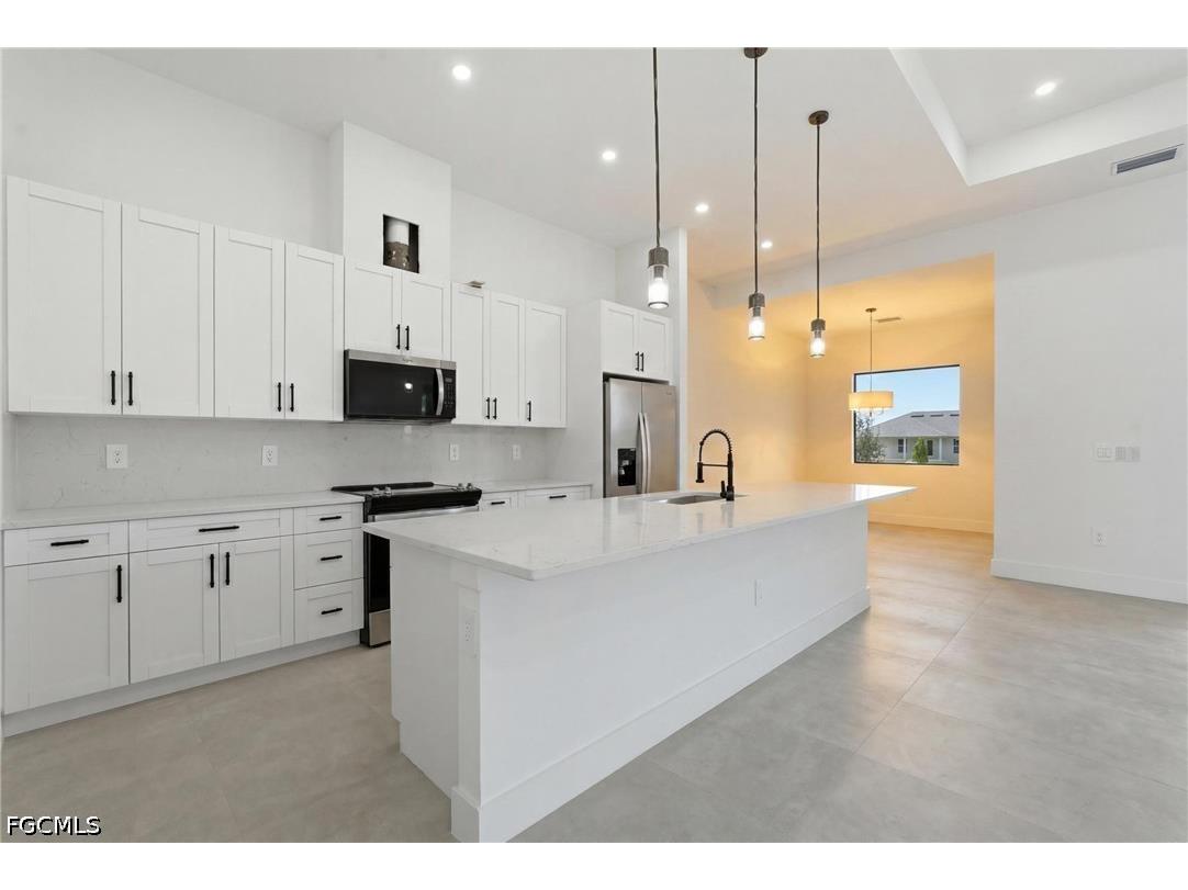 227 NE 15th Street Cape Coral FL 33909 2026028717 image16