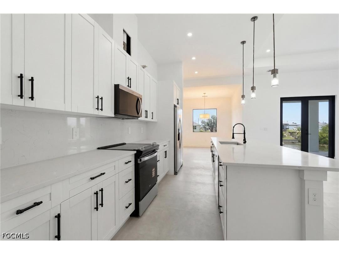 227 NE 15th Street Cape Coral FL 33909 2026028717 image17