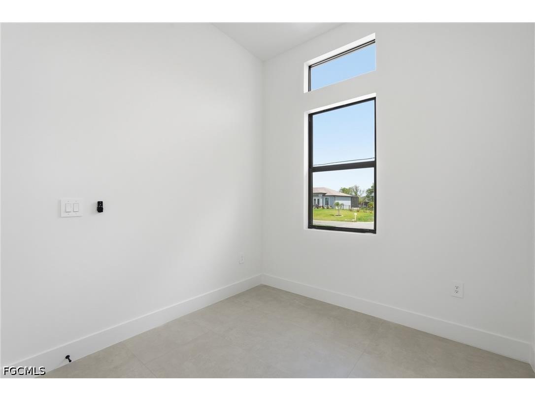 227 NE 15th Street Cape Coral FL 33909 2026028717 image22