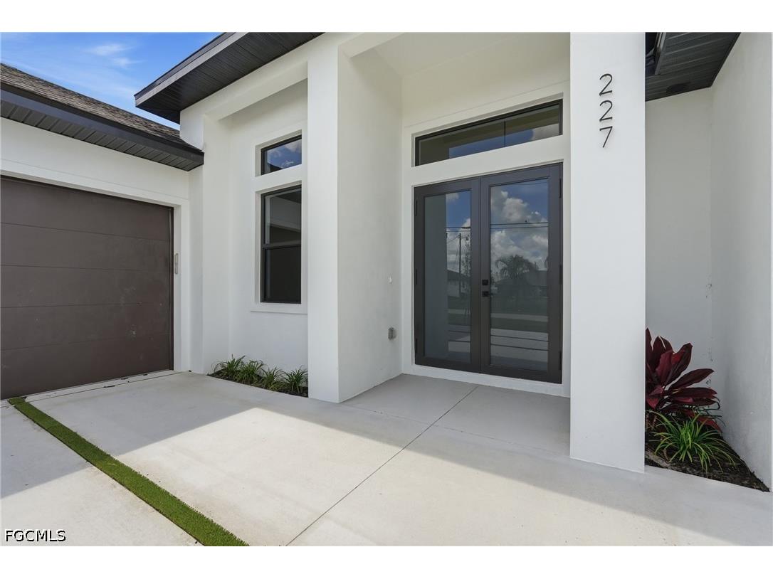 227 NE 15th Street Cape Coral FL 33909 2026028717 image7