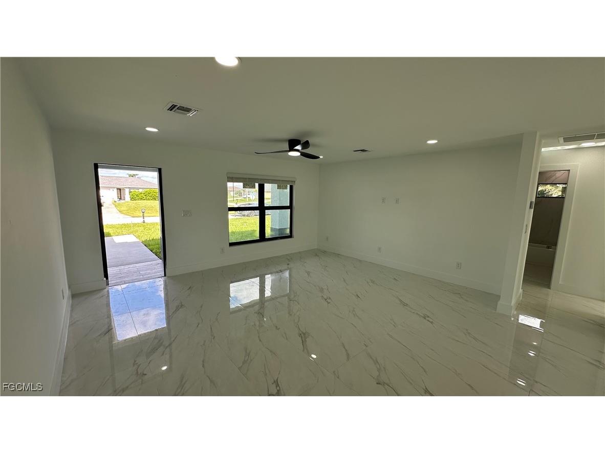 227 NW 27th Place Cape Coral FL 33993 2025007102 image6