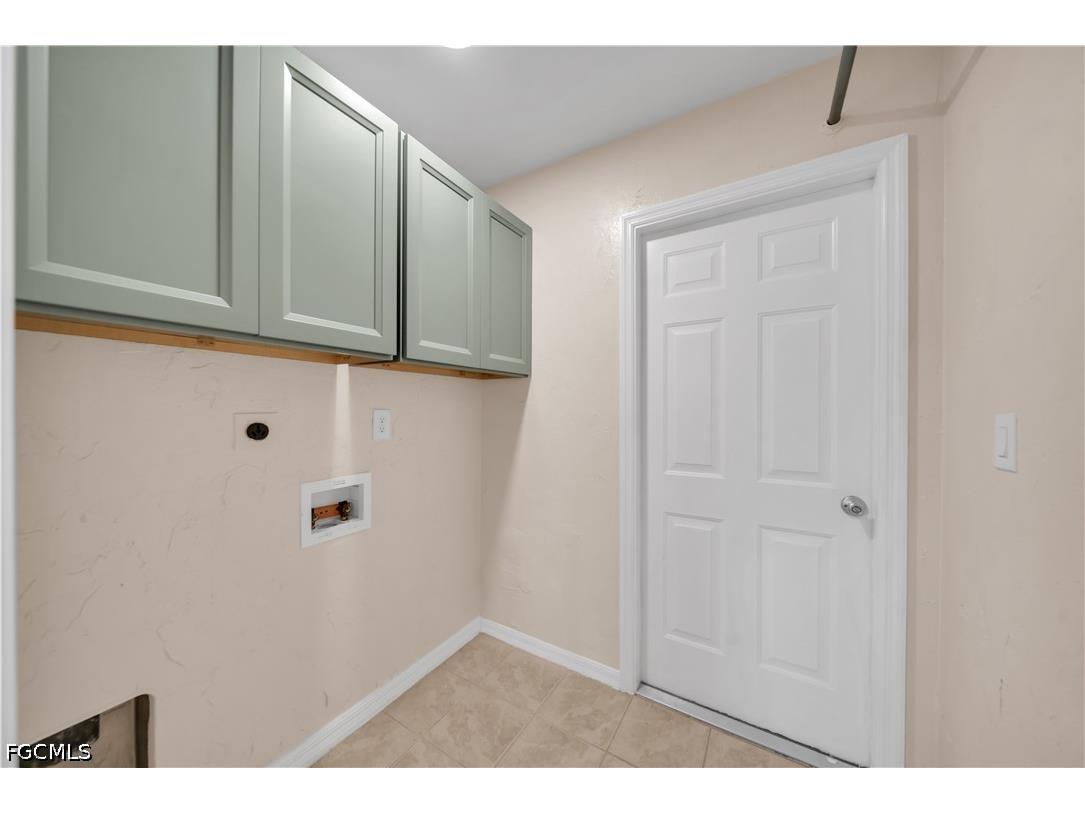227 SE 2nd Terrace Cape Coral FL 33990 2026025795 image17