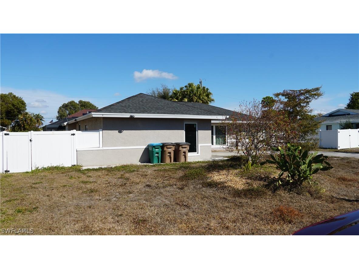 227 SE 45th Terrace Cape Coral FL 33904 226005429 image2