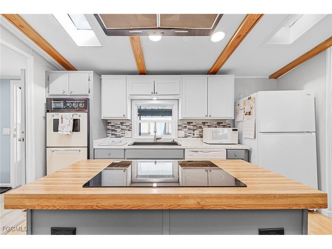 227 Shrub Lane N North Fort Myers FL 33917 2025000587 image9