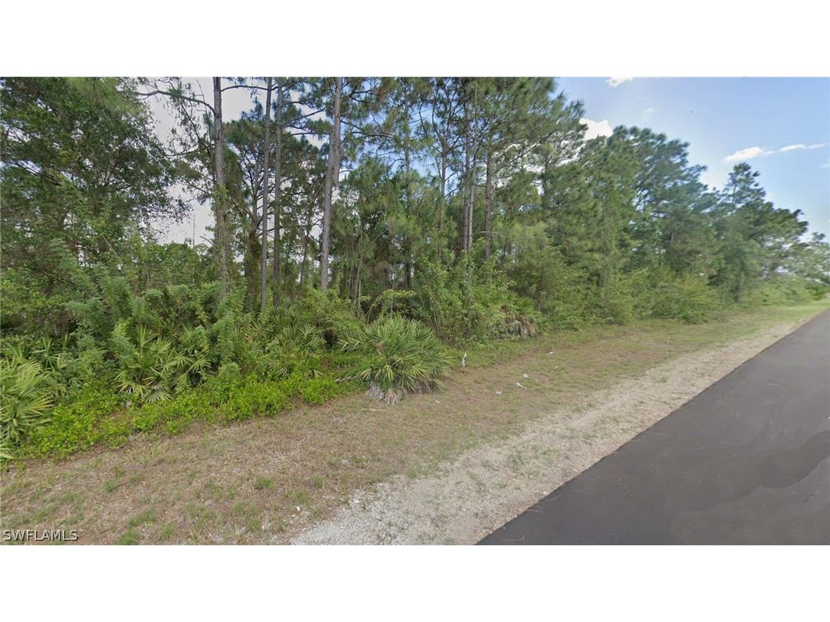 227 Victoria Avenue S Lehigh Acres FL 33974 226011696 image1