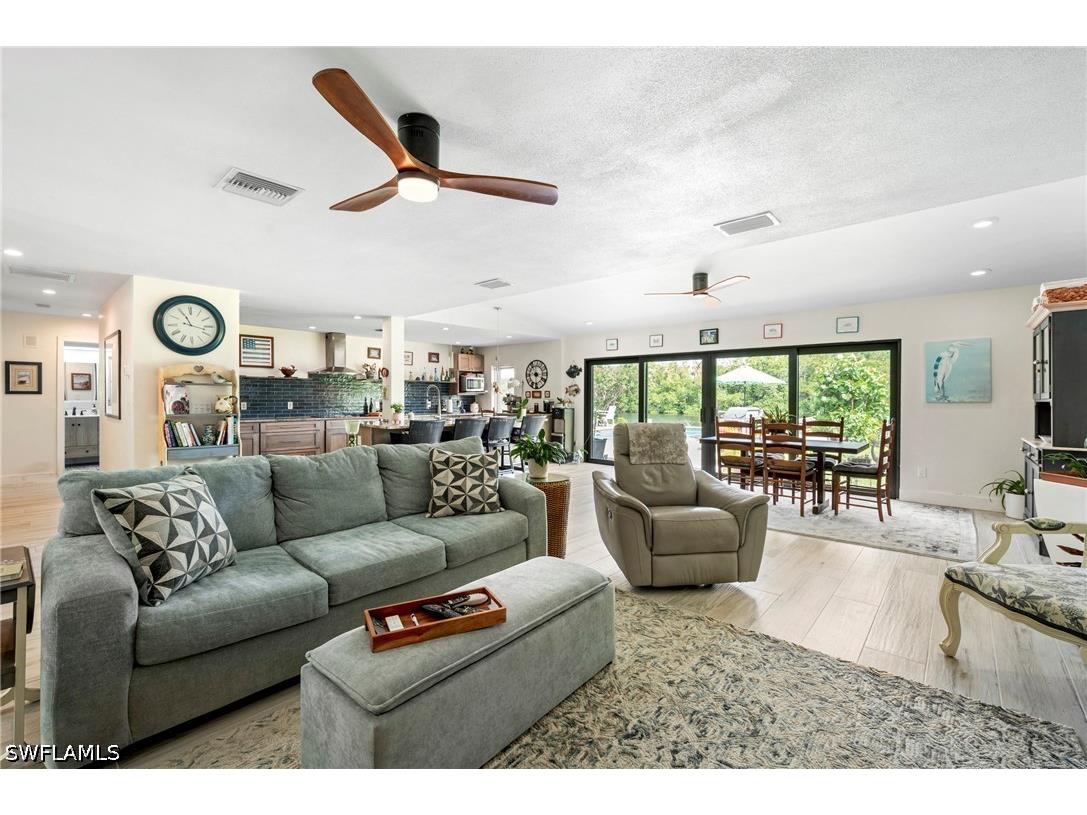 2271 Harbor Road Naples FL 34104 226021487 image16