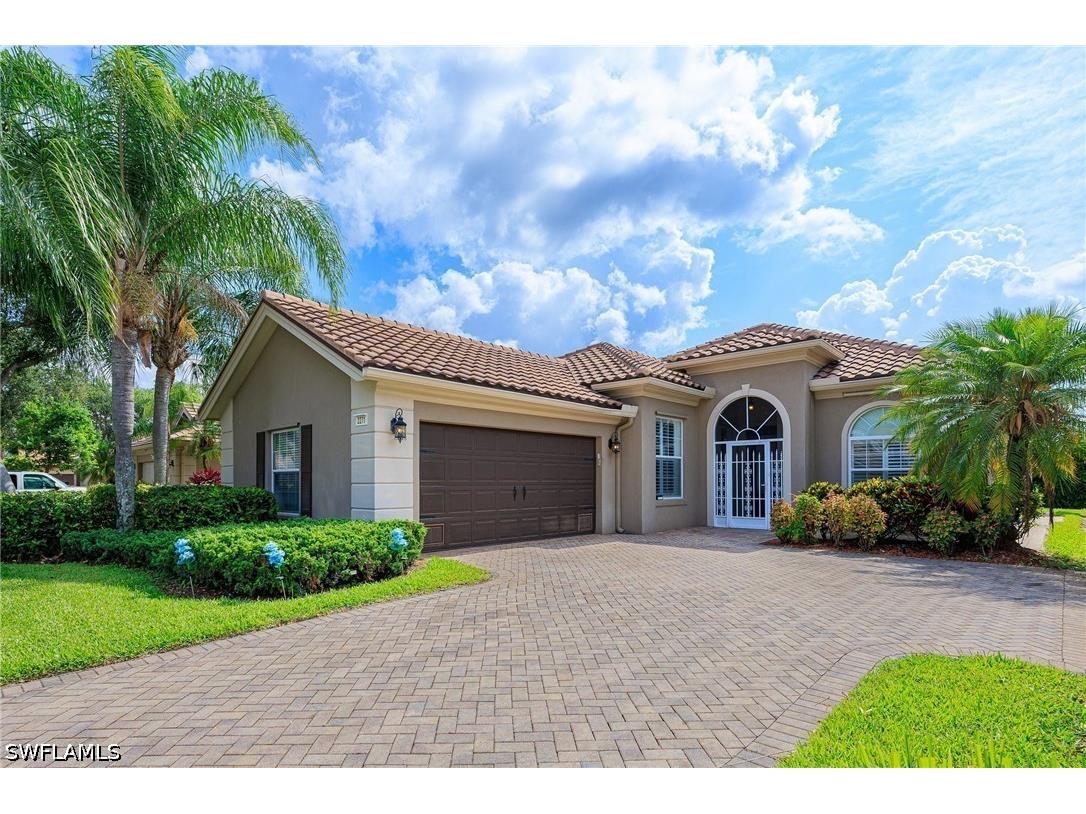 2271 Heydon Circle W Naples FL 34120 226019309 image1