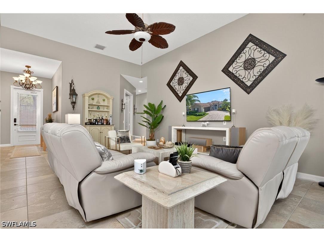 2271 Heydon Circle W Naples FL 34120 226019309 image2