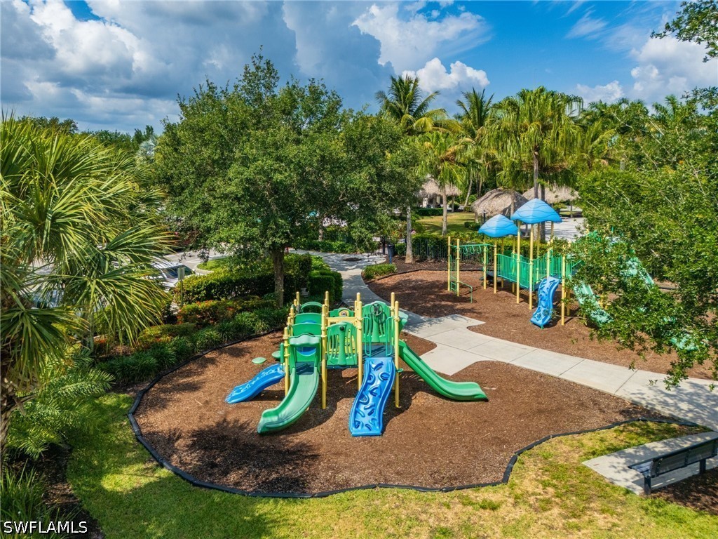 2271 Heydon Circle W Naples FL 34120 226019309 image36