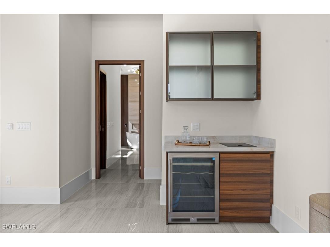 2272 Oakes Boulevard Naples FL 34119 225079573 image22