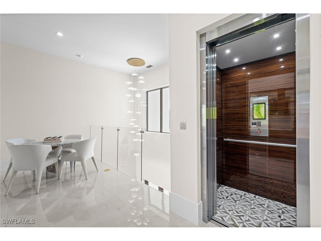 2272 Oakes Boulevard Naples FL 34119 225079573 image32