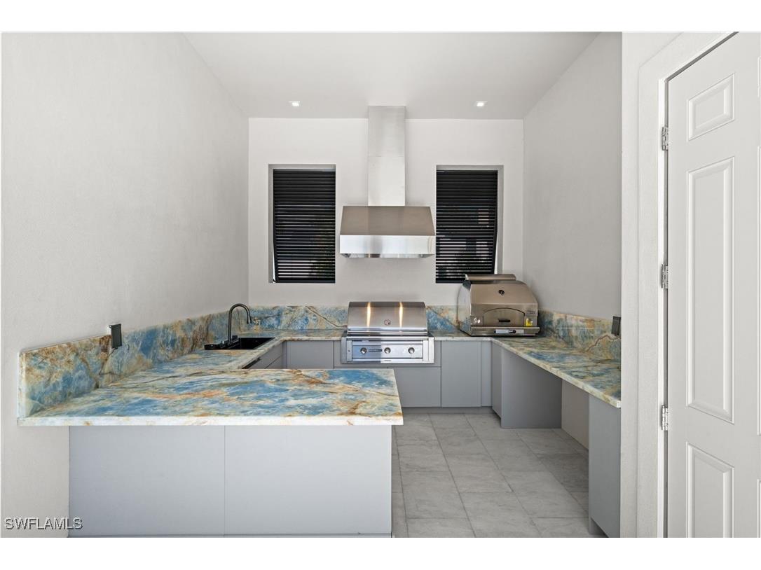 2272 Oakes Boulevard Naples FL 34119 225079573 image39