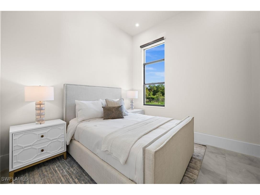 2272 Oakes Boulevard Naples FL 34119 225079573 image42