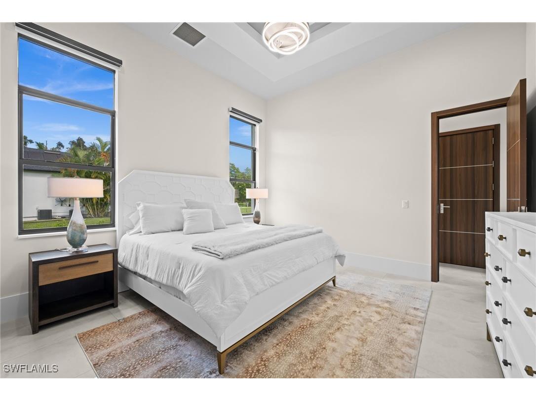 2272 Oakes Boulevard Naples FL 34119 225079573 image48