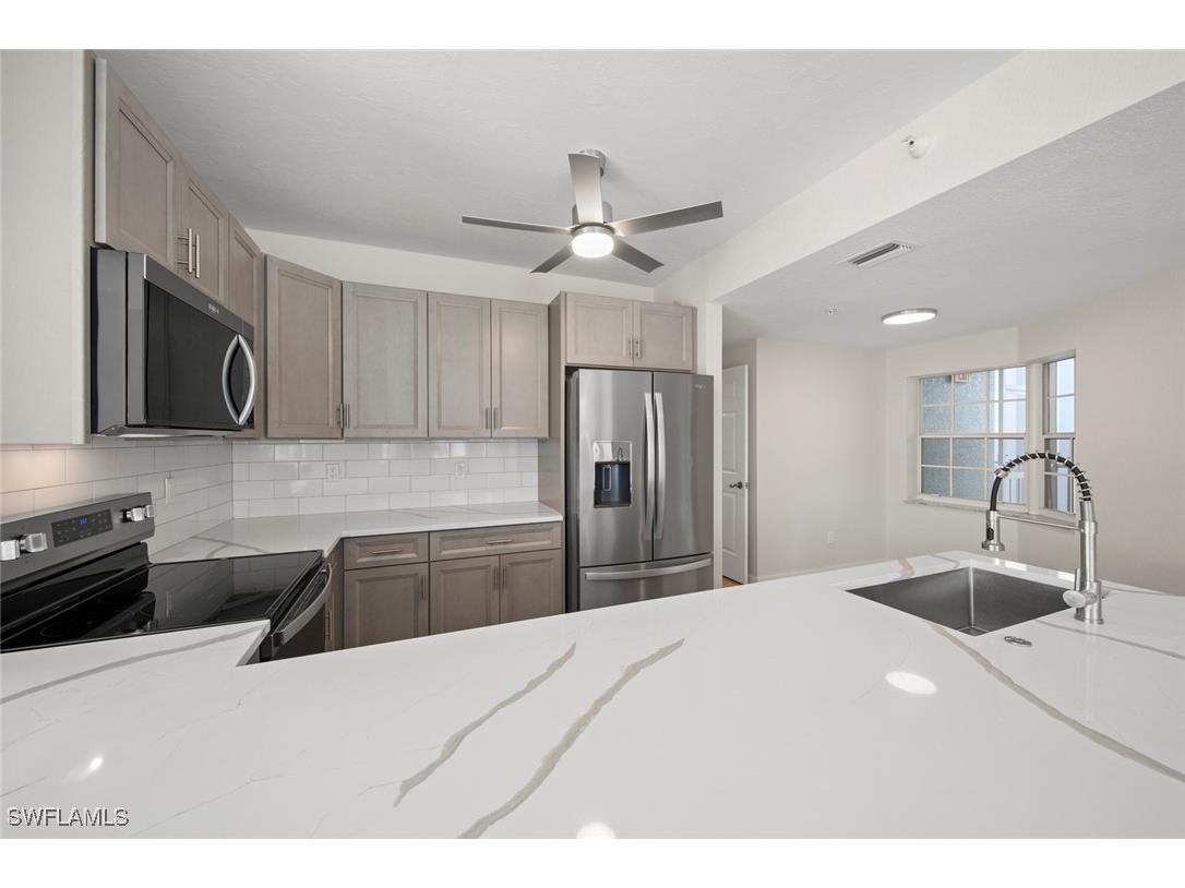 22736 Island Pines Way S #201 Fort Myers Beach FL 33931 225076921 image5