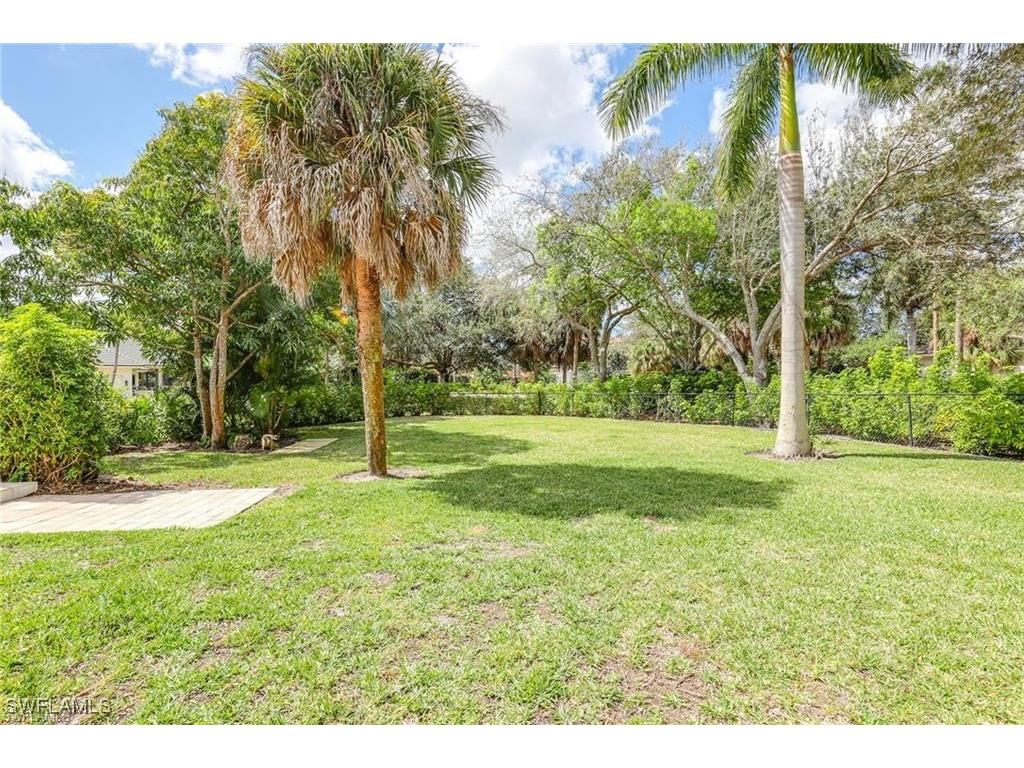 2274 Hawksridge Drive Naples FL 34105 225056391 image48