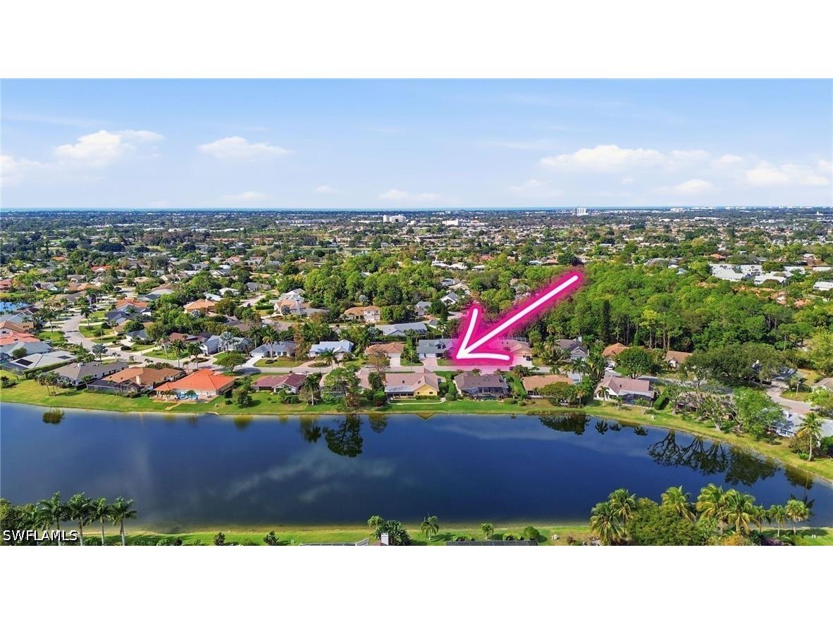 2274 Queens Way Naples FL 34112 226023784 image1