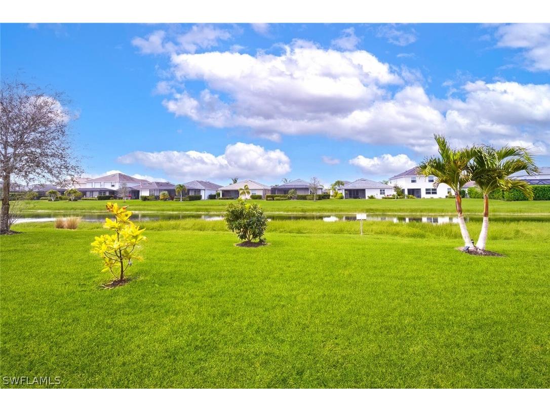 2275 Dancy Street Naples FL 34120 226007959 image1