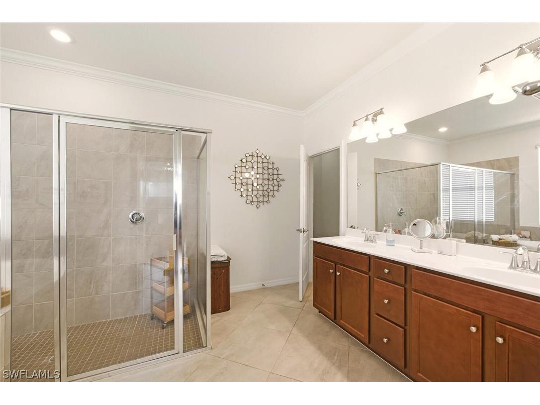 2275 Dancy Street Naples FL 34120 226007959 image21