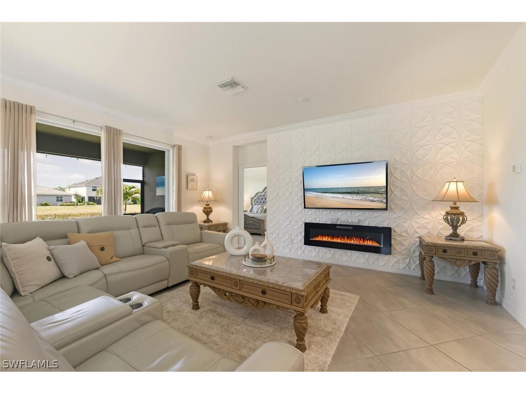 2275 Dancy Street Naples FL 34120 226007959 image8