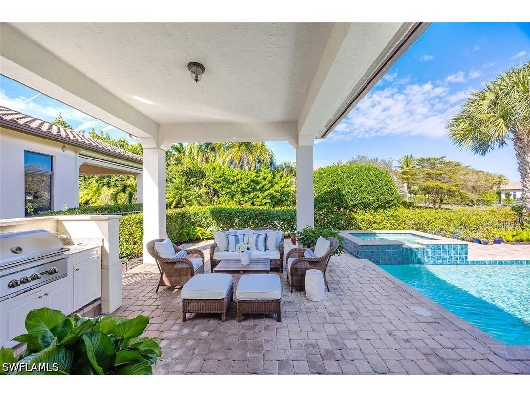 2277 Residence Circle Naples FL 34105 226003782 image3