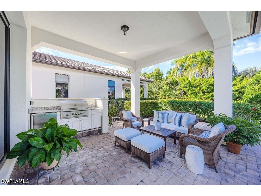2277 Residence Circle Naples FL 34105 226003782 image4