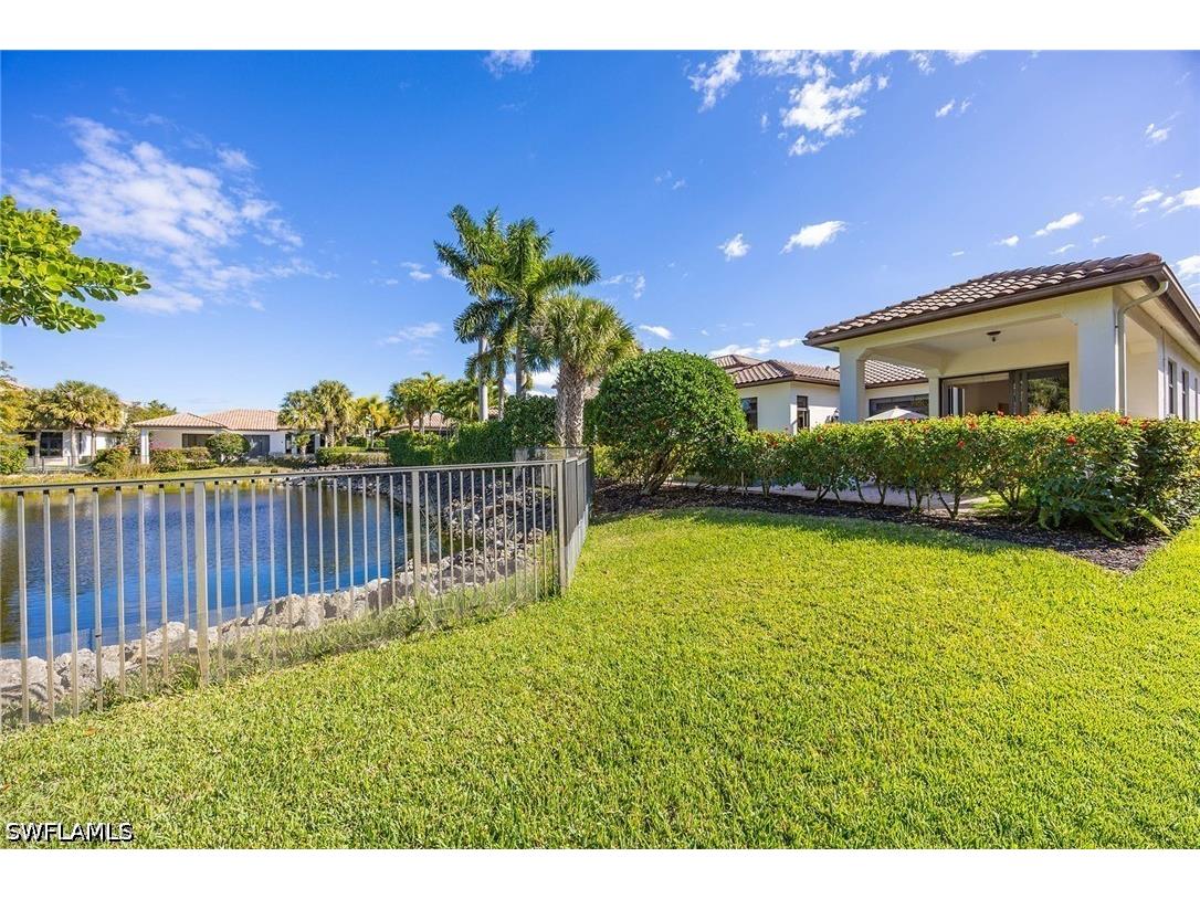 2277 Residence Circle Naples FL 34105 226003782 image8