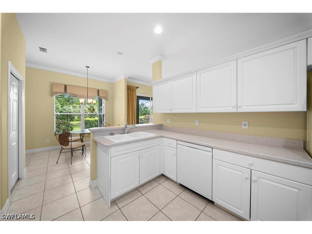 22777 Fountain Lakes Boulevard Estero FL 33928 226022237 image10