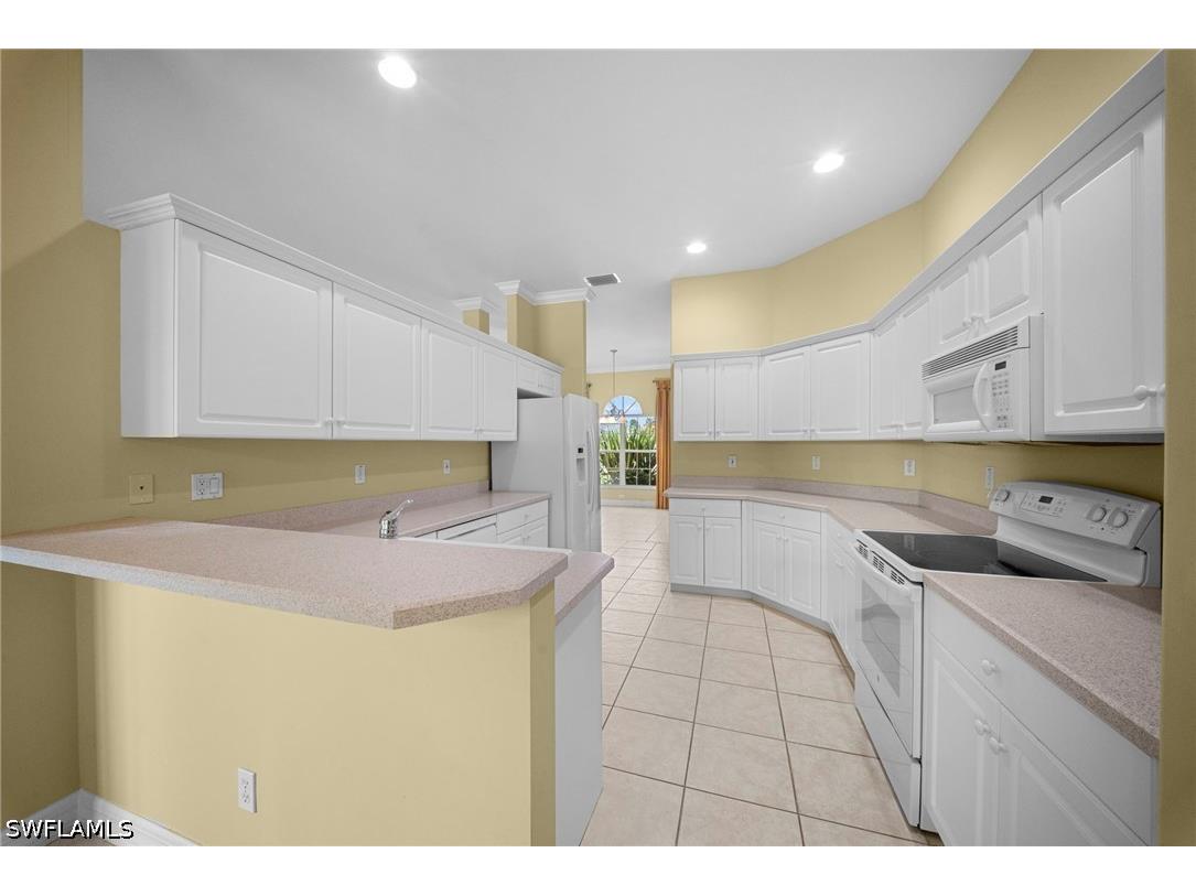 22777 Fountain Lakes Boulevard Estero FL 33928 226022237 image12