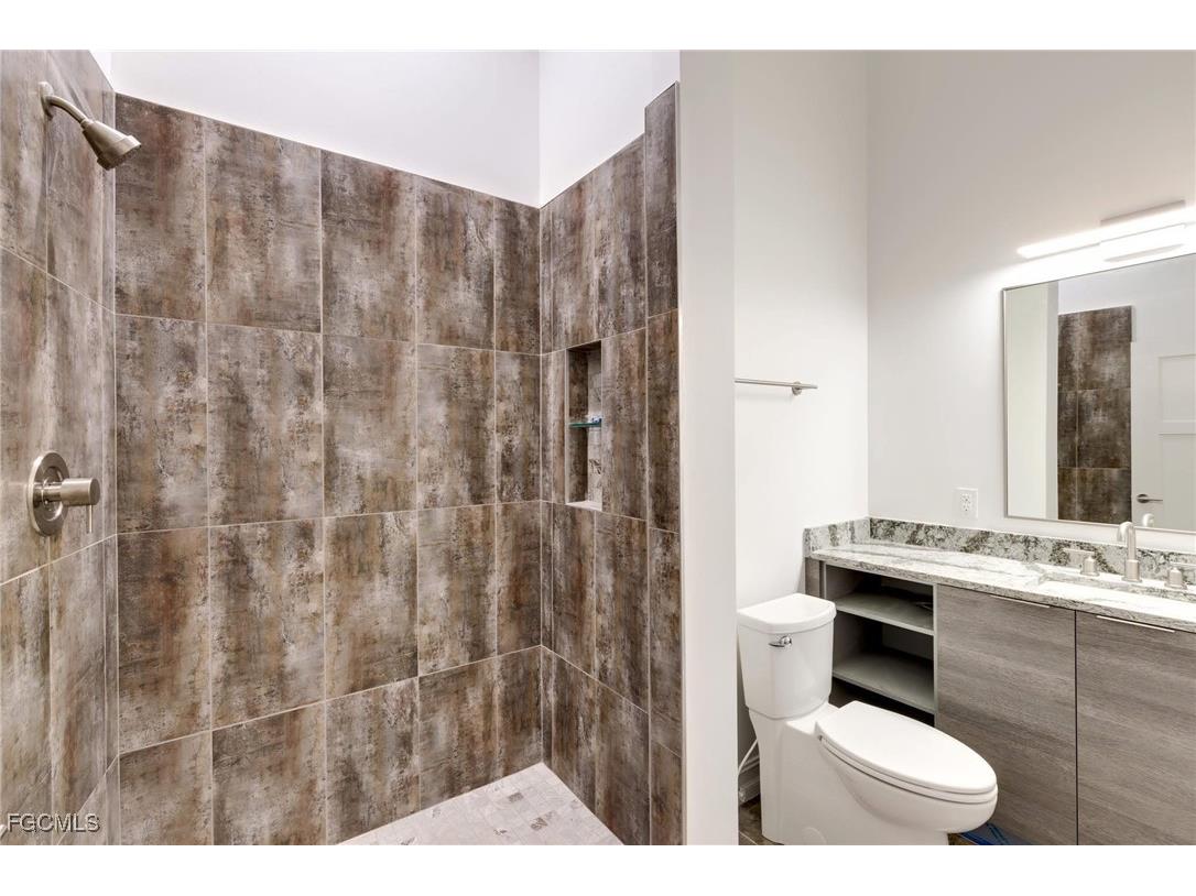 2278 1st Street #204 Fort Myers FL 33901 2025009852 image11