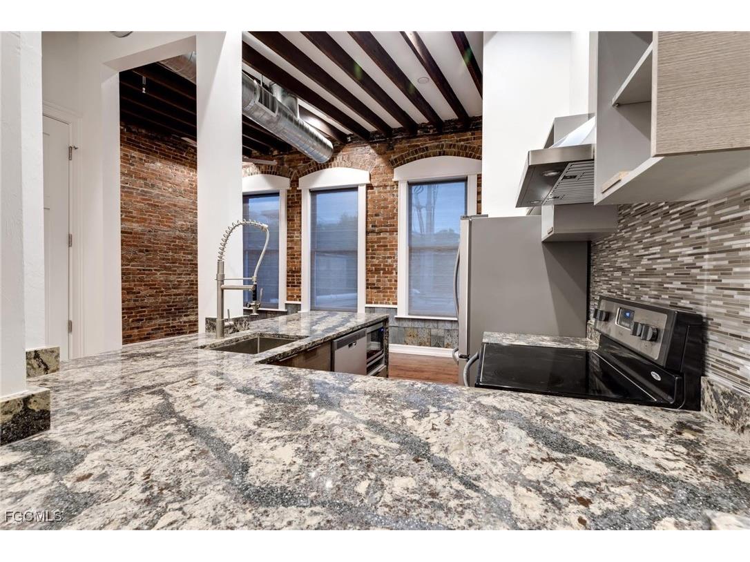 2278 1st Street #204 Fort Myers FL 33901 2025009852 image5