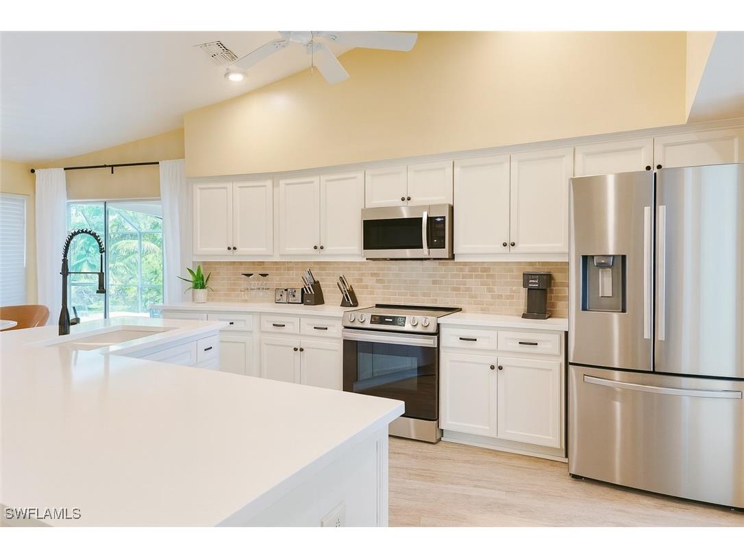 22783 Fountain Lakes Boulevard Estero FL 33928 225082181 image4