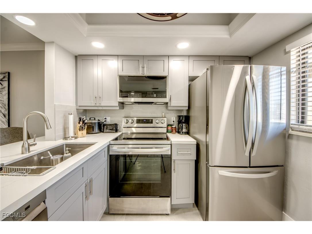 22796 Island Pines Way #111 Fort Myers Beach FL 33931 2026001677 image16