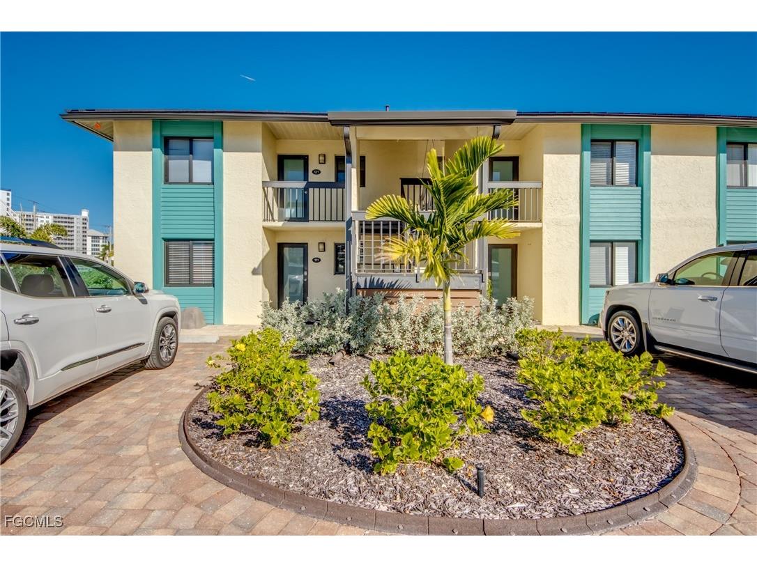 22796 Island Pines Way #111 Fort Myers Beach FL 33931 2026001677 image4