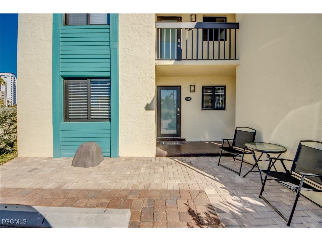 22796 Island Pines Way #111 Fort Myers Beach FL 33931 2026001677 image5