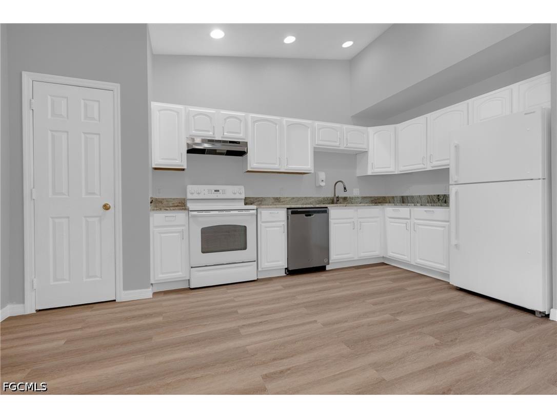 228/230 Homer Avenue S Lehigh Acres FL 33973 2026019023 image7