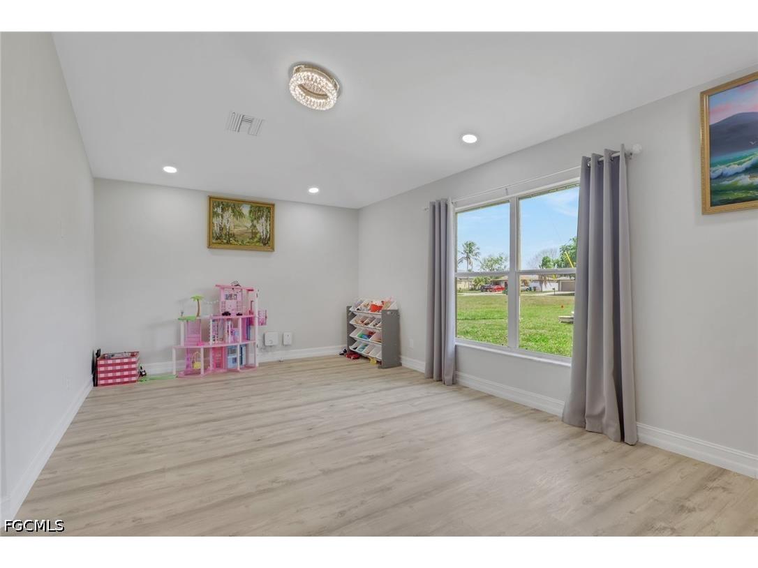 228 Aviation Parkway Cape Coral FL 33904 2026017746 image11