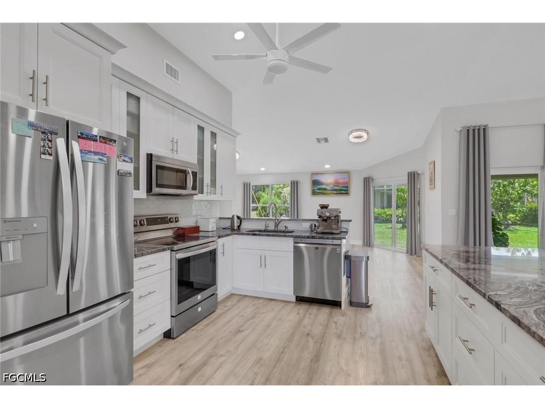 228 Aviation Parkway Cape Coral FL 33904 2026017746 image3