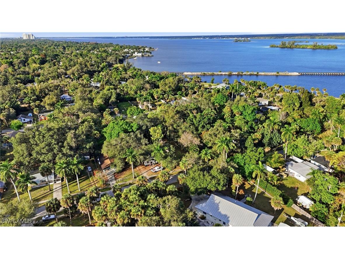 228 Delray Avenue Fort Myers FL 33905 225085256 image6
