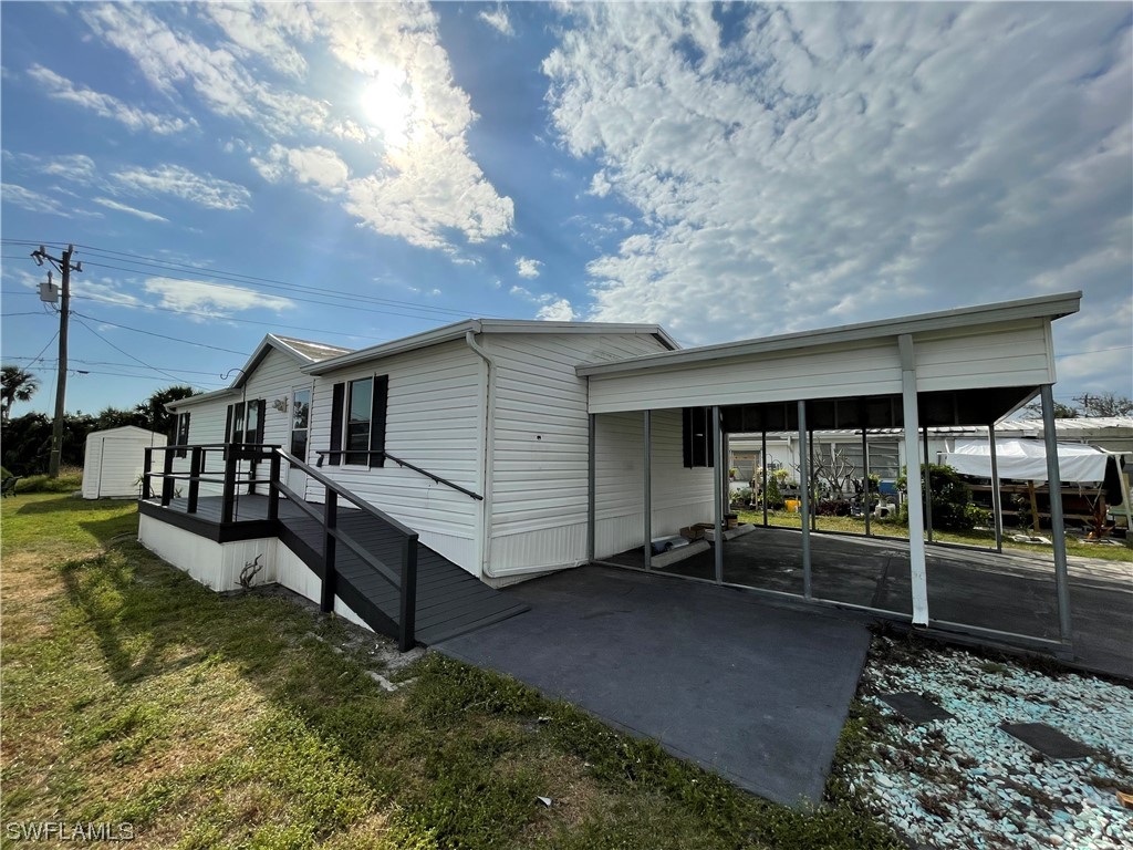 228 Flame Lane North Fort Myers FL 33917 223018061 image1
