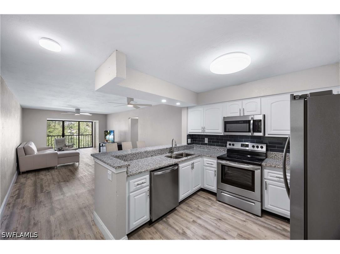 228 Fox Glen Drive #3310 Naples FL 34104 226021761 image7