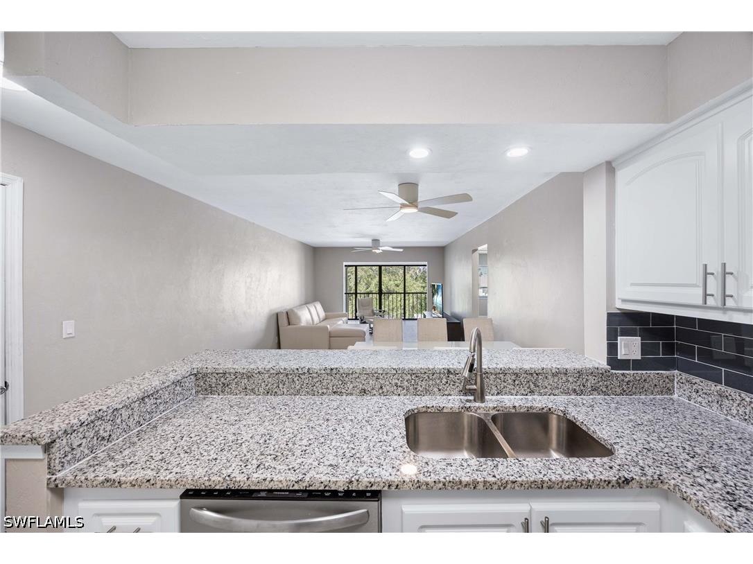 228 Fox Glen Drive #3310 Naples FL 34104 226021761 image8
