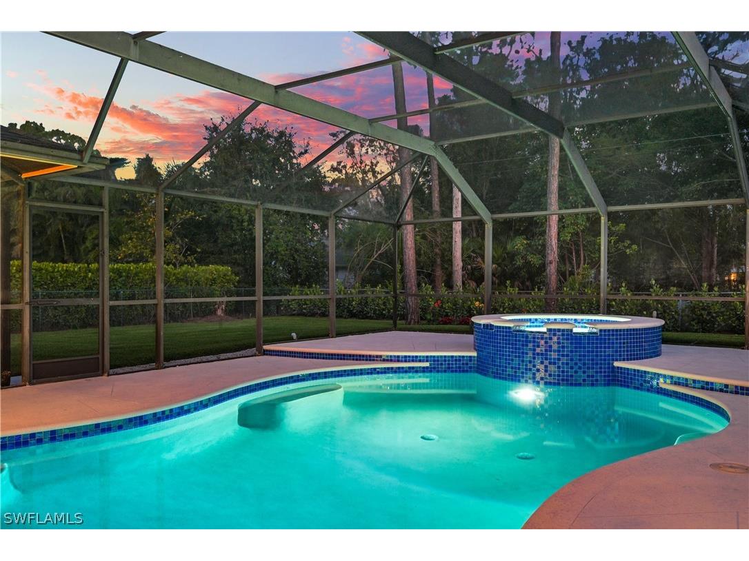 228 Johnnycake Drive Naples FL 34110 224039433 image1