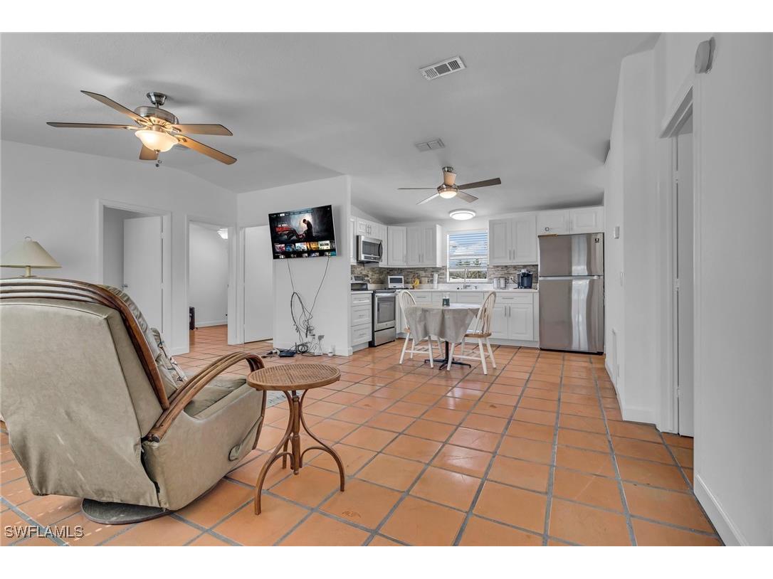 228 Mamie Street Chokoloskee FL 34138 225021065 image10