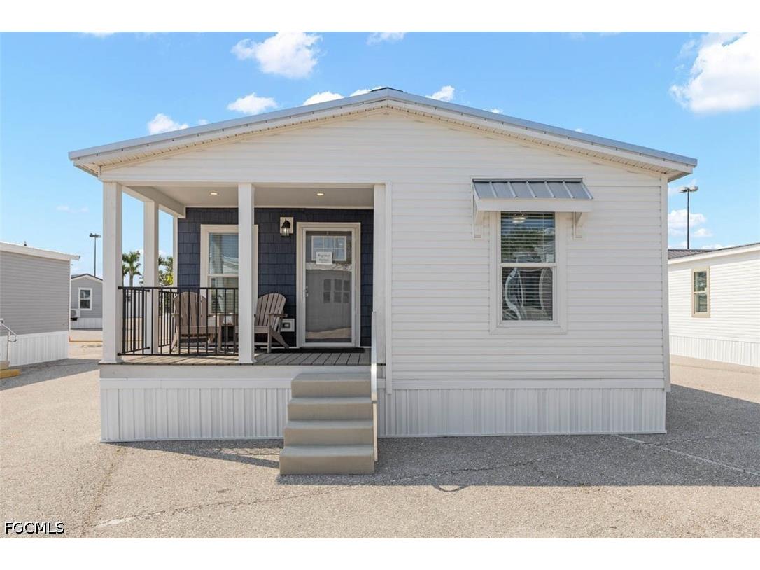 228 Poinsettia Drive Fort Myers FL 33905 2026022780 image11