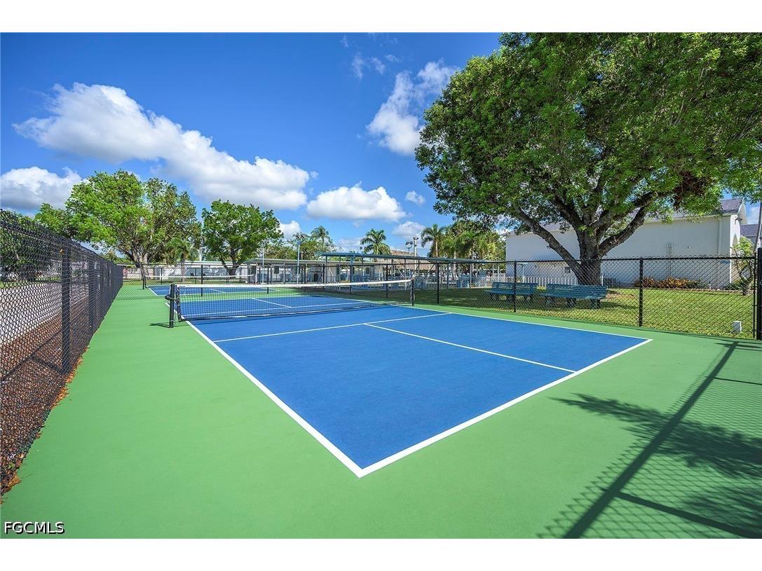 228 Poinsettia Drive Fort Myers FL 33905 2026022780 image12