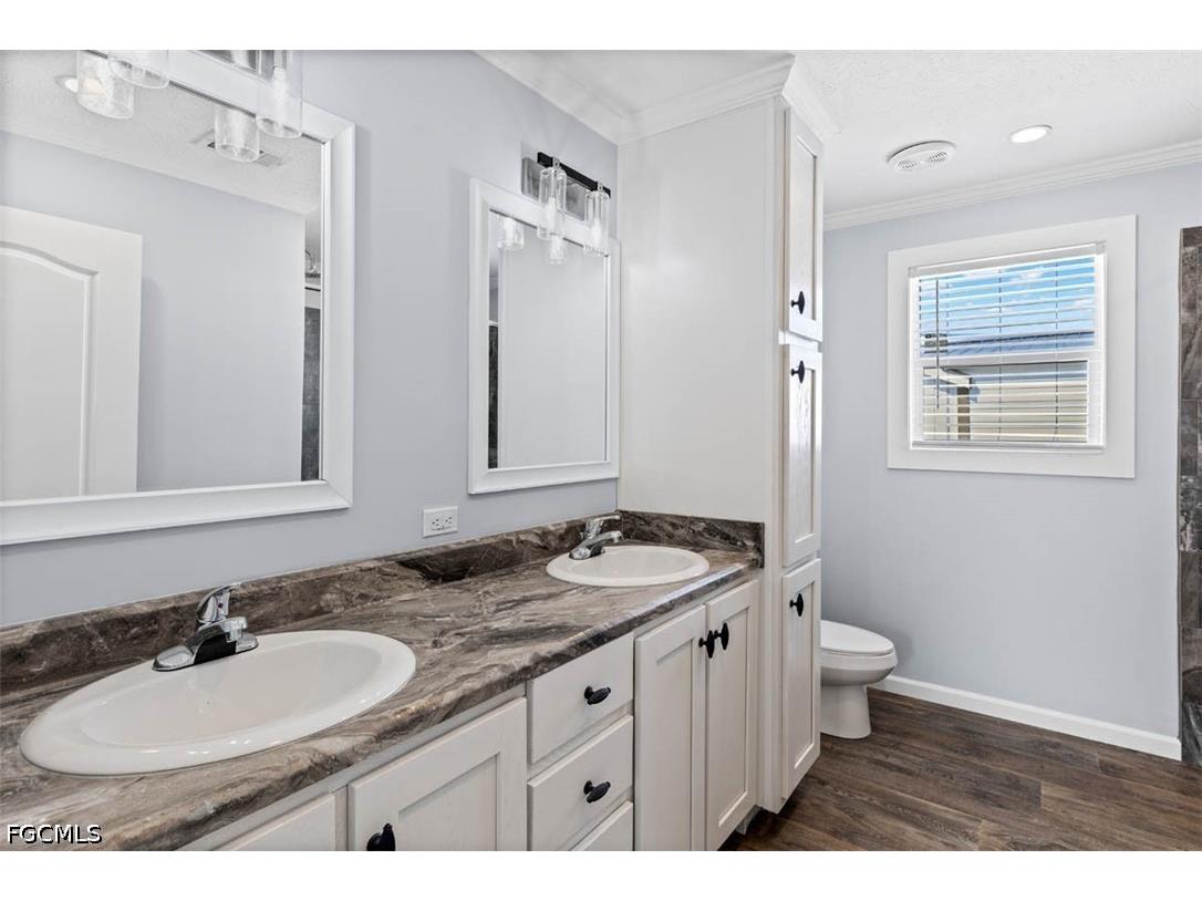 228 Poinsettia Drive Fort Myers FL 33905 2026022780 image4
