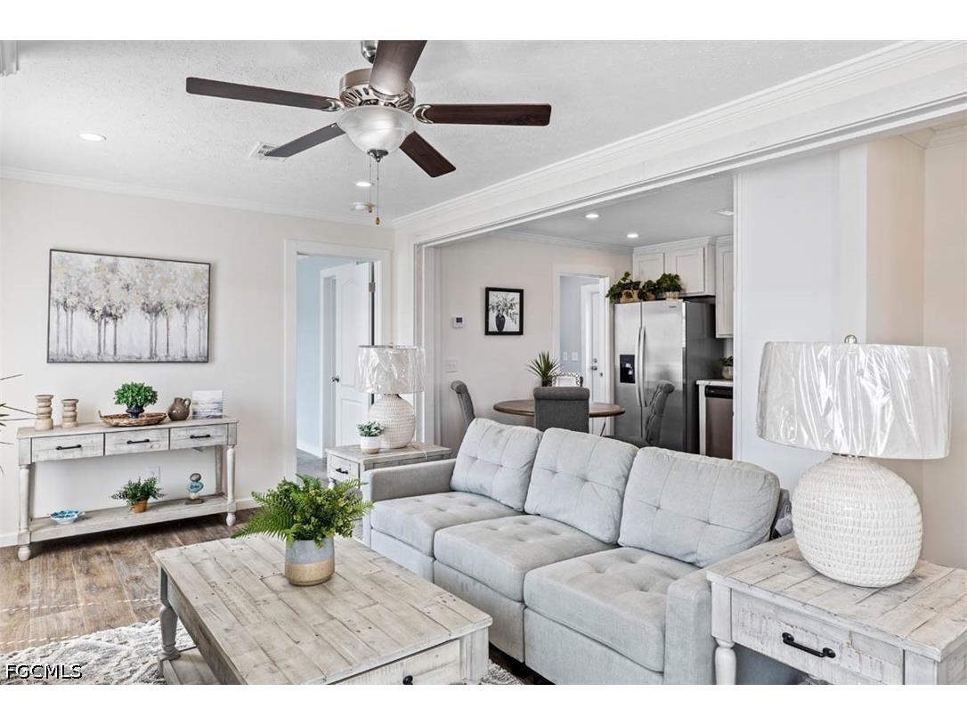 228 Poinsettia Drive Fort Myers FL 33905 2026022780 image6
