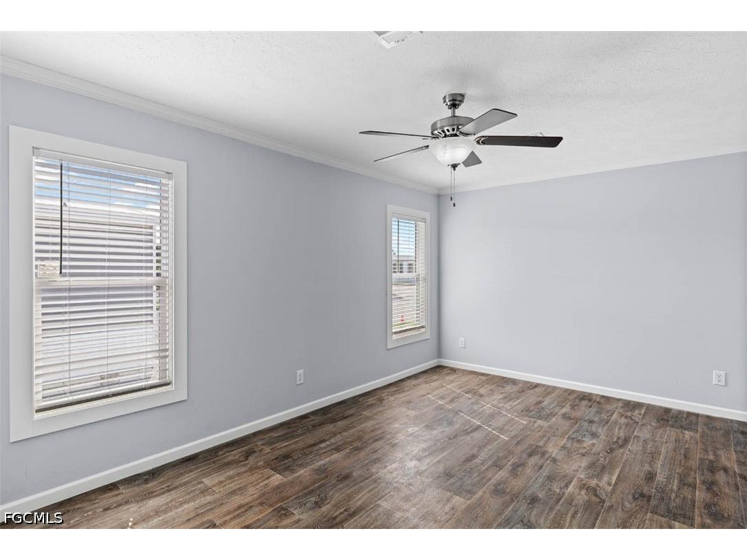 228 Poinsettia Drive Fort Myers FL 33905 2026022780 image9